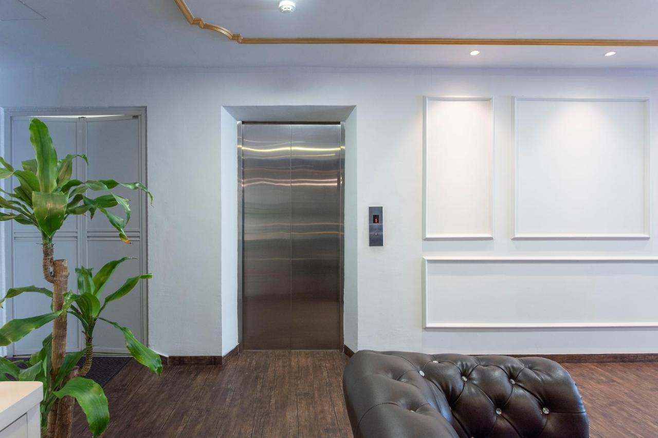 ג'והור בהרו Oyo 90403 North City Hotel מראה חיצוני תמונה