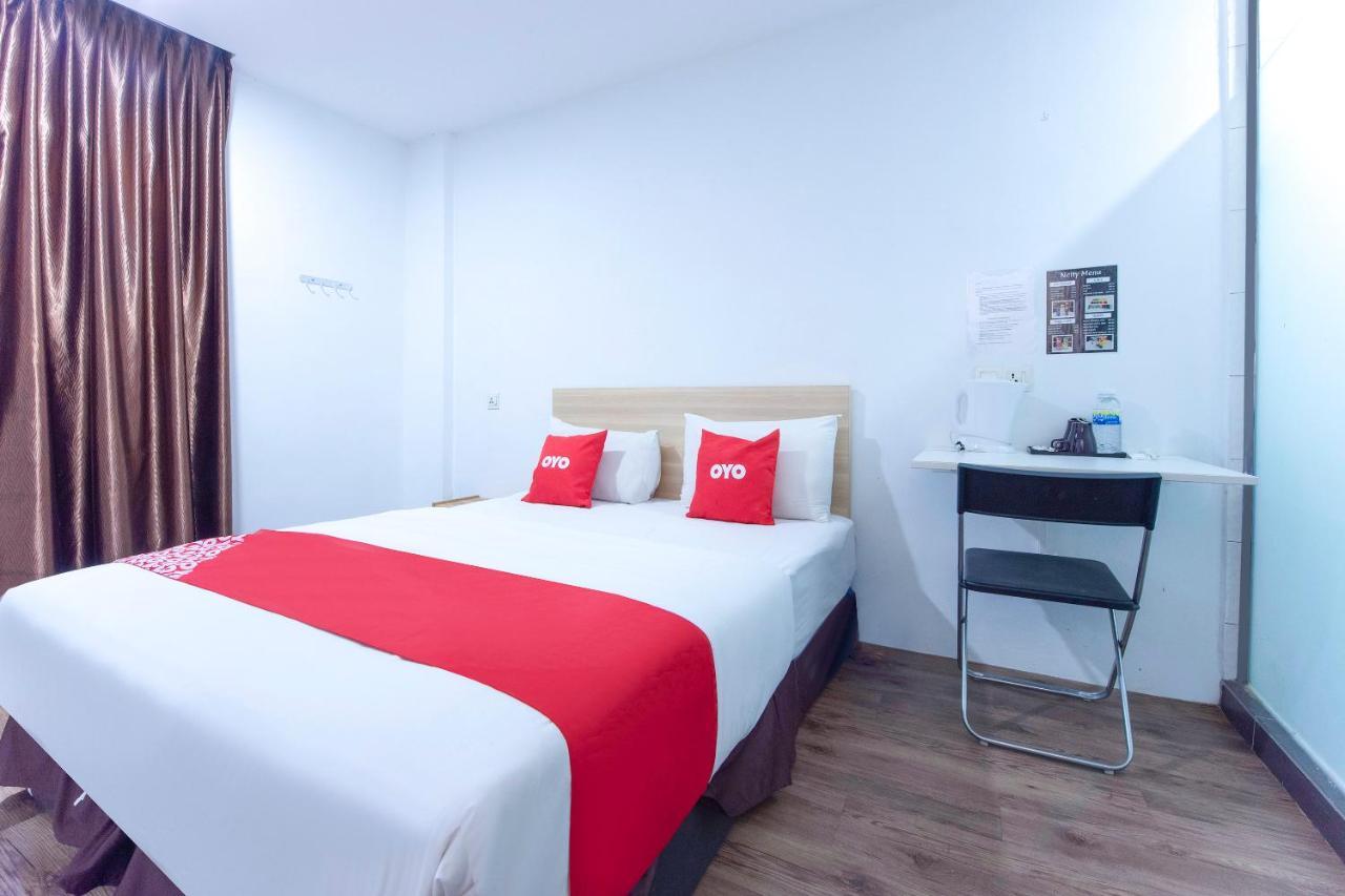 ג'והור בהרו Oyo 90403 North City Hotel מראה חיצוני תמונה