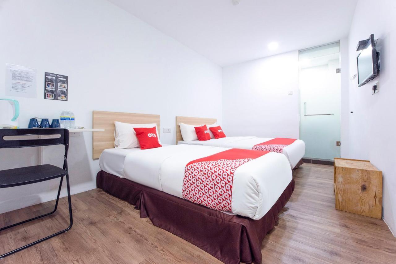 ג'והור בהרו Oyo 90403 North City Hotel מראה חיצוני תמונה