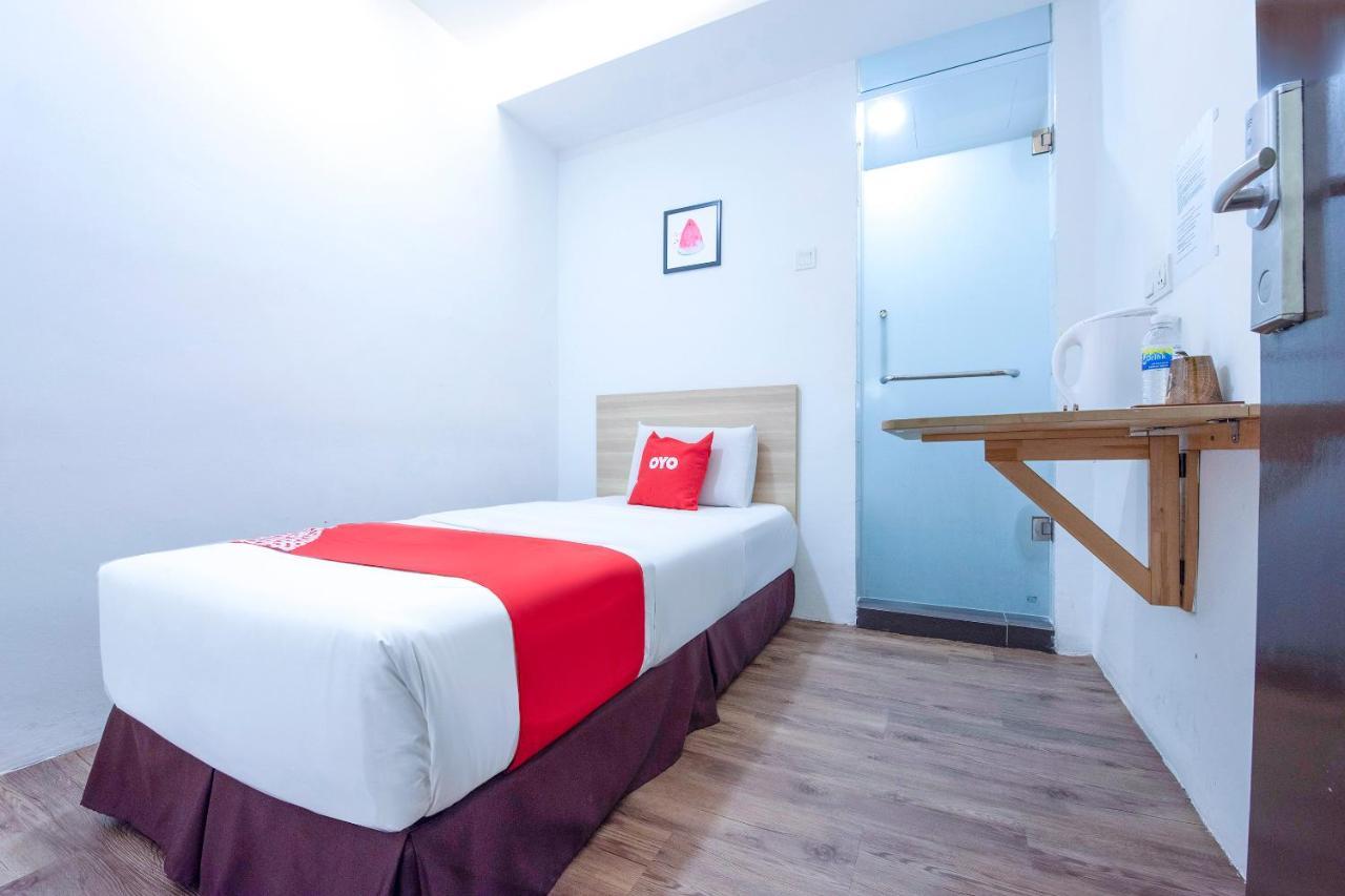 ג'והור בהרו Oyo 90403 North City Hotel מראה חיצוני תמונה